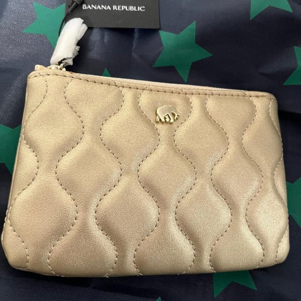 Banana Republic Gold Quilted Keychain Wallet